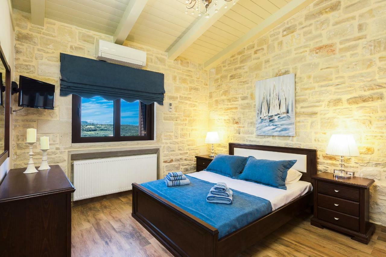 Caramel Villa, With 40M2 Pool & Spa Whirlpool, By Thinkvilla Pánormos Exteriér fotografie