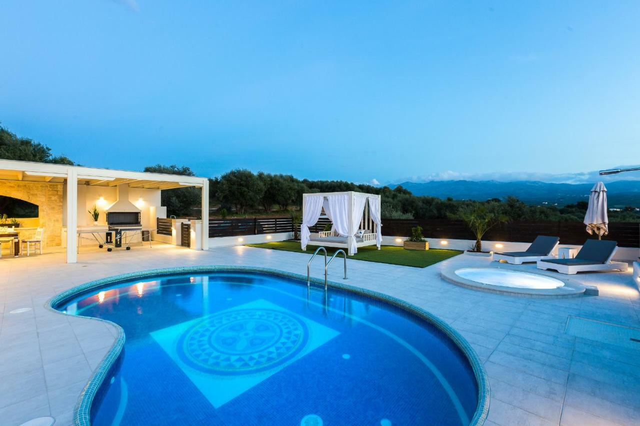 Caramel Villa, With 40M2 Pool & Spa Whirlpool, By Thinkvilla Pánormos Exteriér fotografie