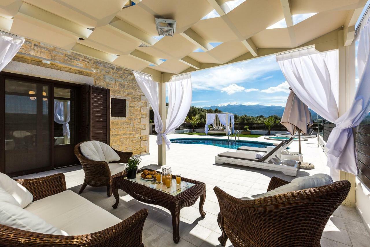 Caramel Villa, With 40M2 Pool & Spa Whirlpool, By Thinkvilla Pánormos Exteriér fotografie